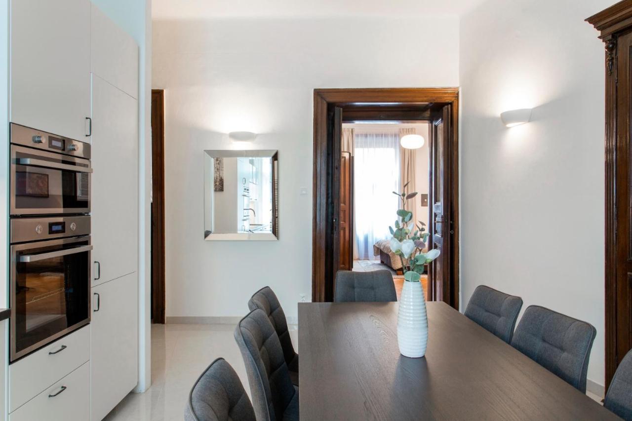 Apartment Celetna 23 *