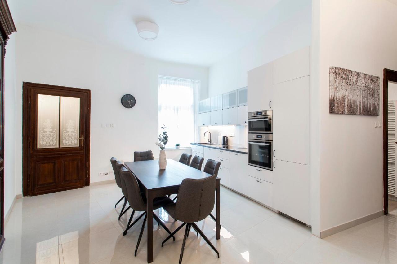 Celetna 23 Apartment